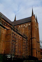 St. Georgen Kirche beim Wiederaufbau